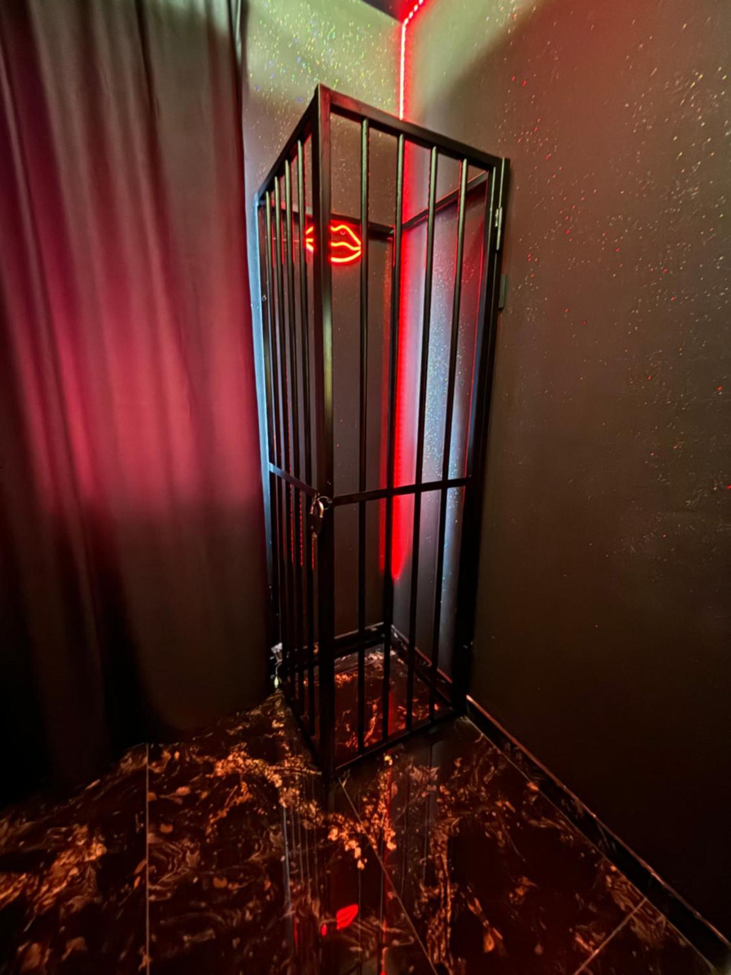 Romeo Nights - Love Rooms - Adults Only Bucureşti Eksteriør bilde