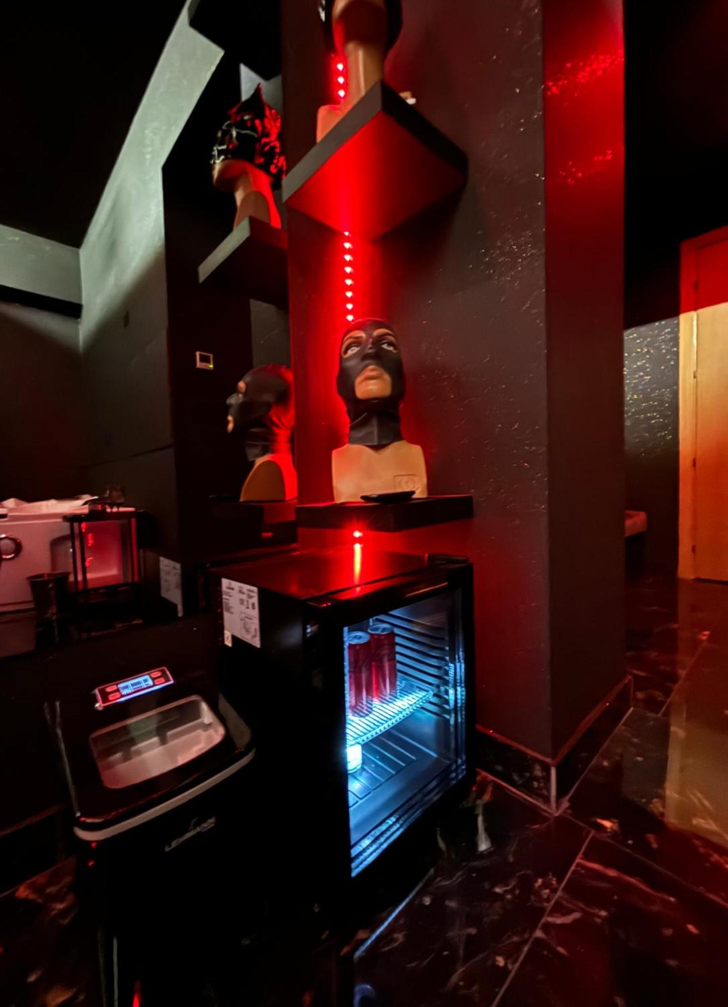 Romeo Nights - Love Rooms - Adults Only Bucureşti Eksteriør bilde
