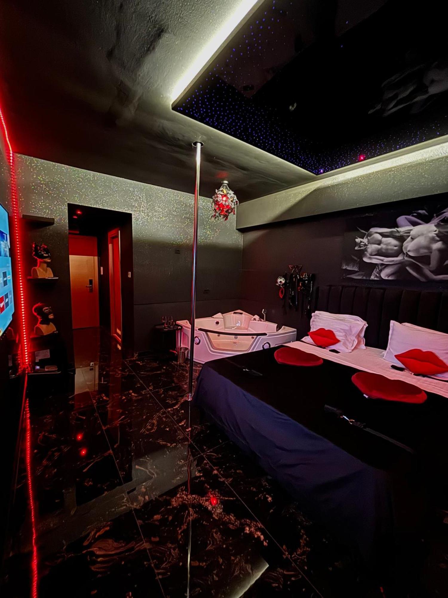 Romeo Nights - Love Rooms - Adults Only Bucureşti Eksteriør bilde